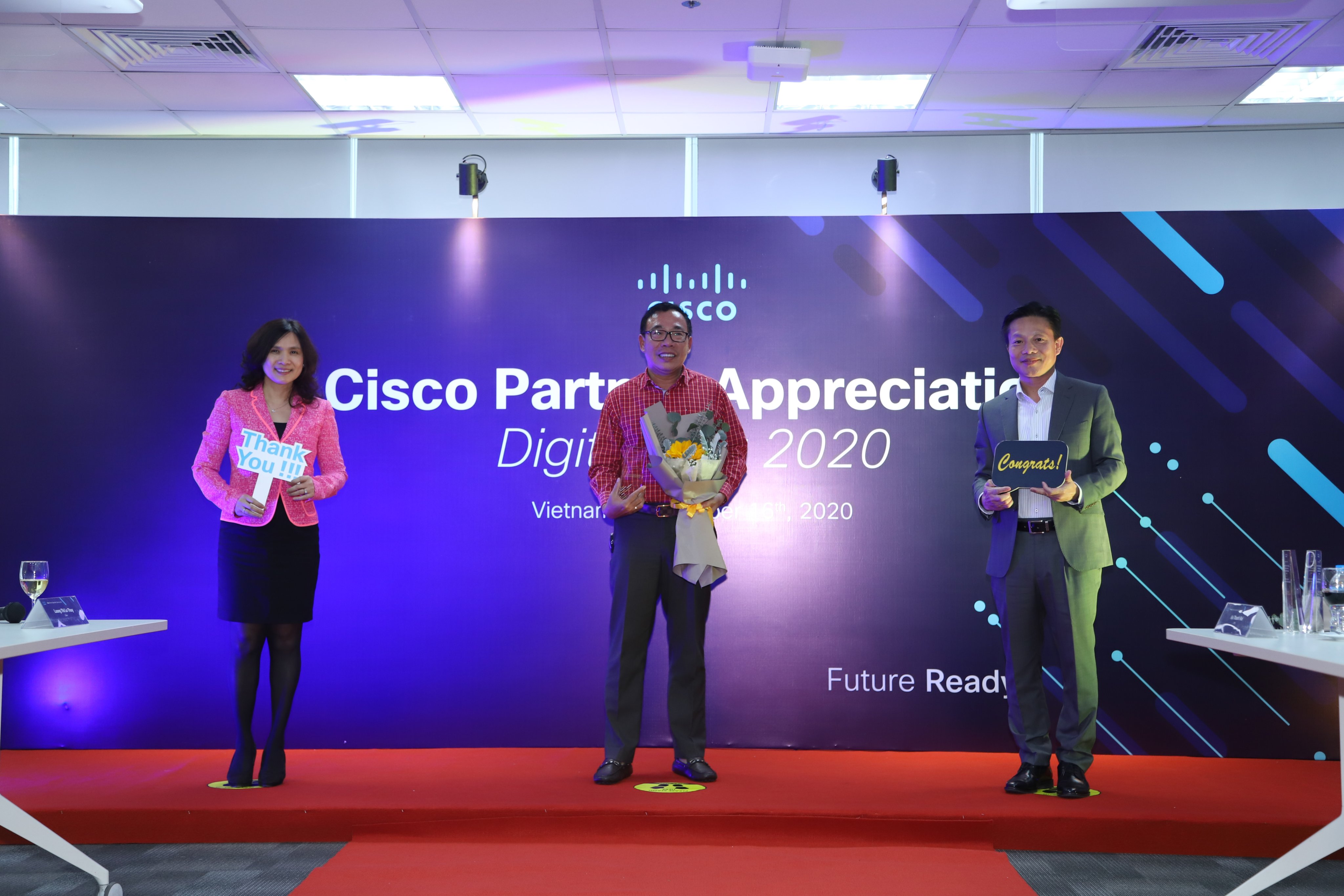 Sao Bac Dau received Rewards of Top Cisco Channel Partners