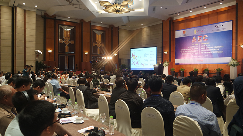 Sao Bắc Đẩu tham dự chuỗi sự kiện Tọa đàm “50 năm ASEAN: Cộng đồng kinh tế ASEAN và cơ hội cho doanh nghiệp Việt Nam"